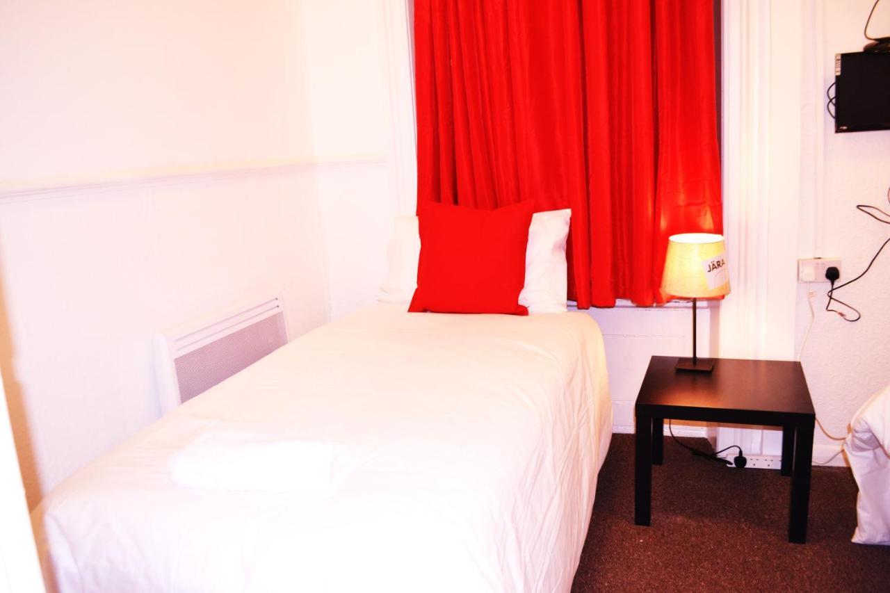 The Lion Head Hotel London Eksteriør billede